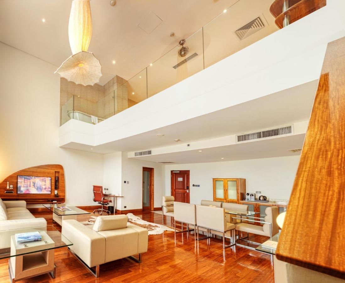 Airways Hotel Porto Moresby Exterior foto