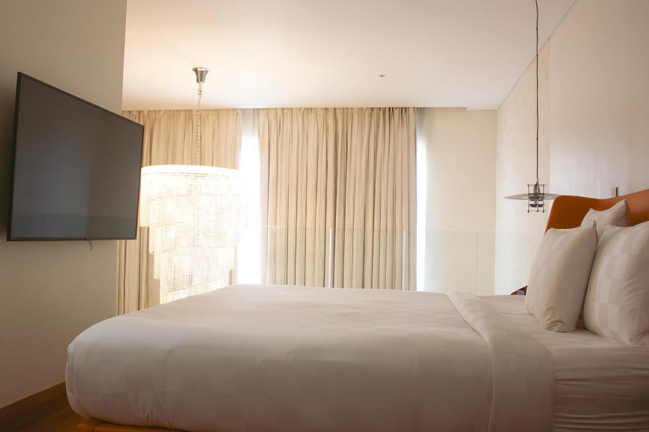 Airways Hotel Porto Moresby Exterior foto