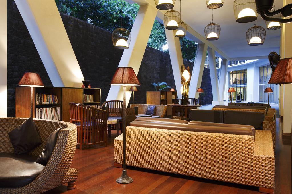 Airways Hotel Porto Moresby Exterior foto